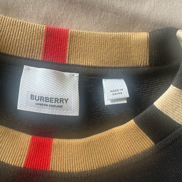 BURBERRY JARRAD SWEATSHIRT SIZE SMALL - Picture 3 of 9